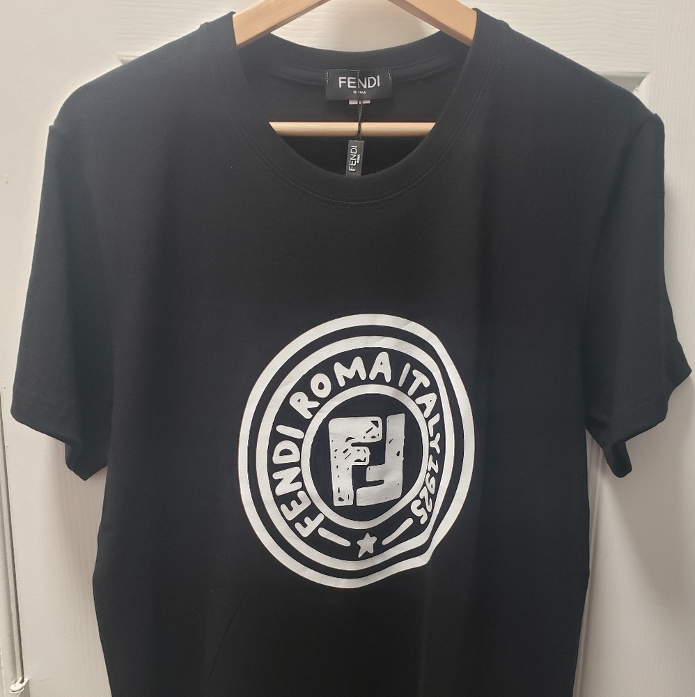 FENDI T-Shirt, FF Logo, New with Tags, Female, L size, Black color, 100%cotton